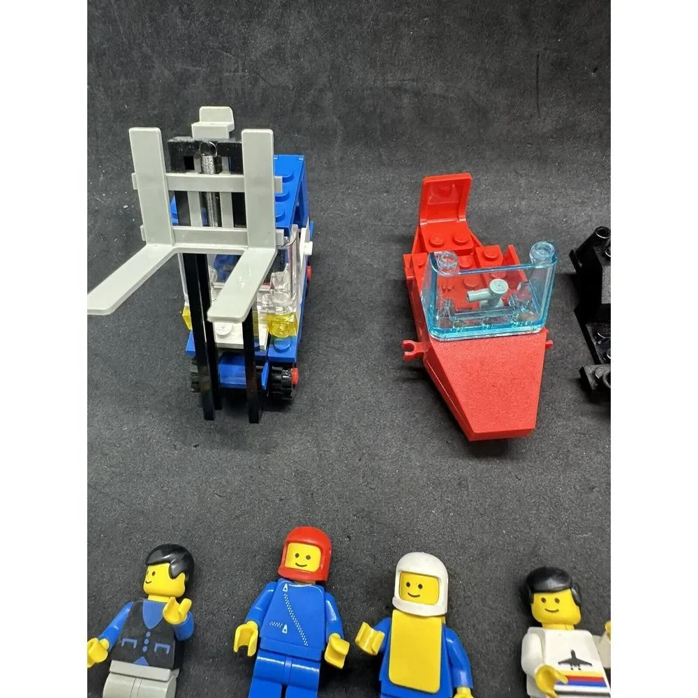 Vintage Lego‎ Minifigure Lot Space Town Late 80's Early 90's Misc Items